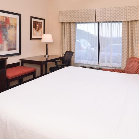 Holiday Inn Express & Suites Washington - Meadow Lands By Ihg Εξωτερικό φωτογραφία