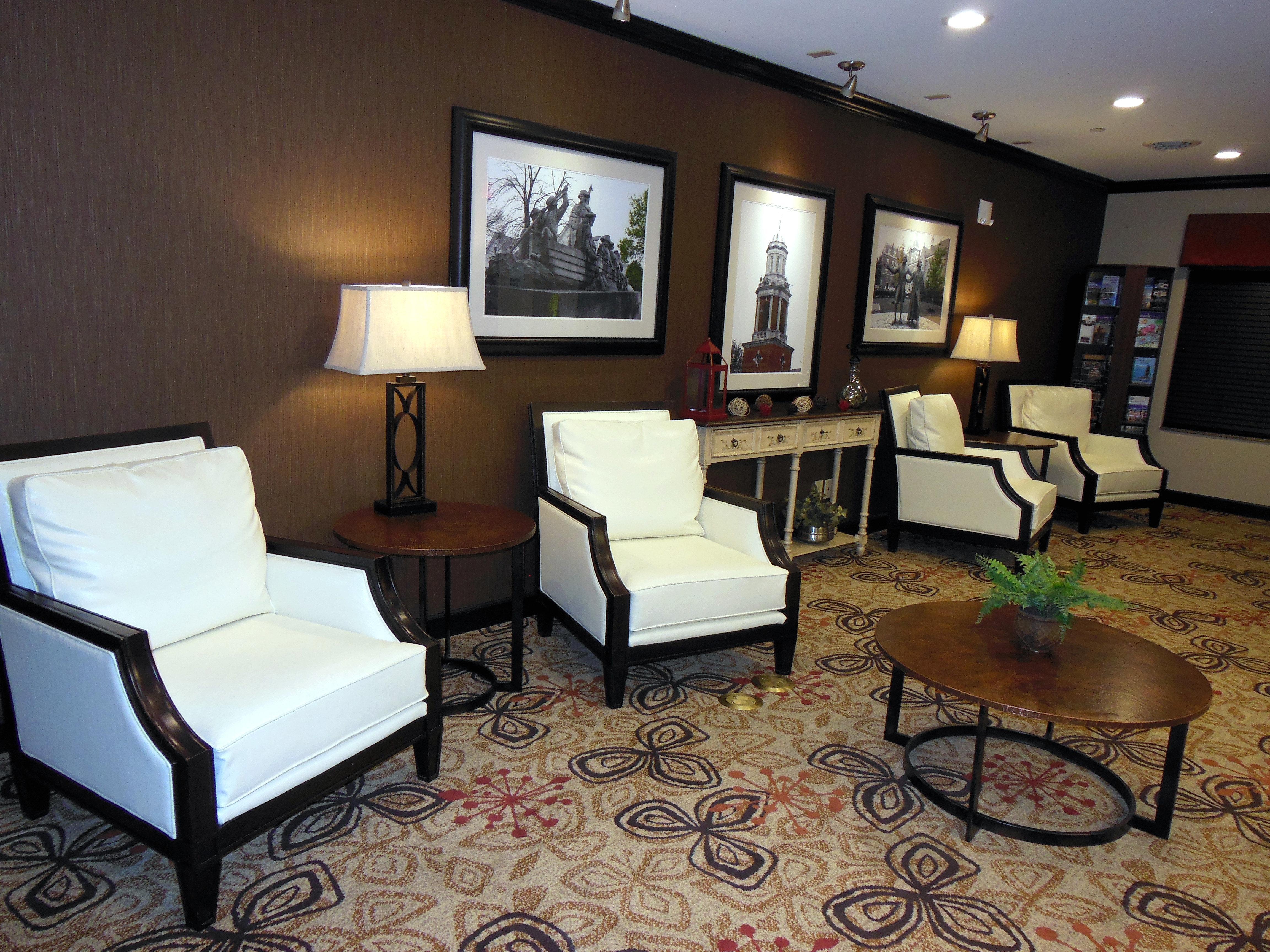 Holiday Inn Express & Suites Washington - Meadow Lands By Ihg Εξωτερικό φωτογραφία