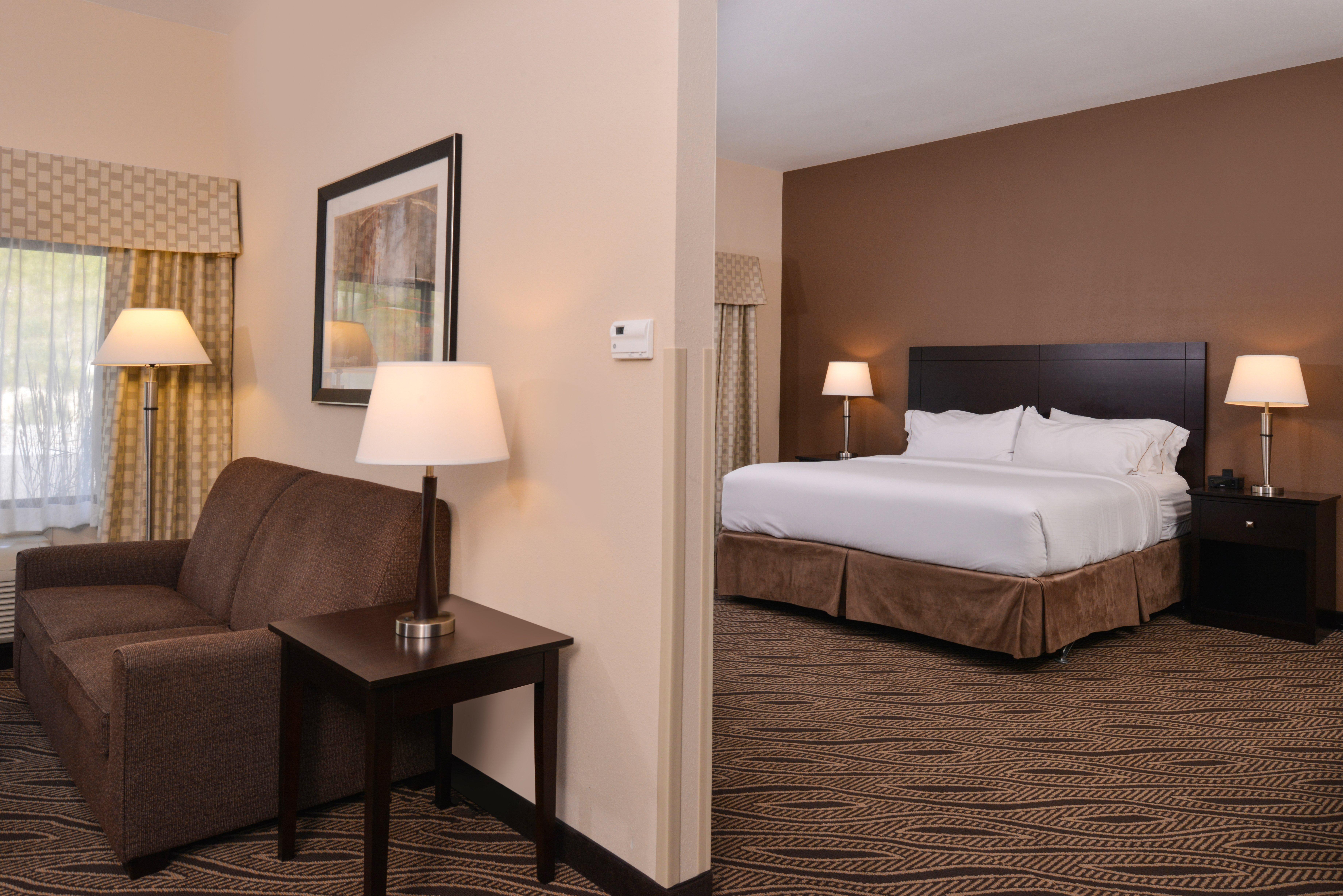 Holiday Inn Express & Suites Washington - Meadow Lands By Ihg Εξωτερικό φωτογραφία