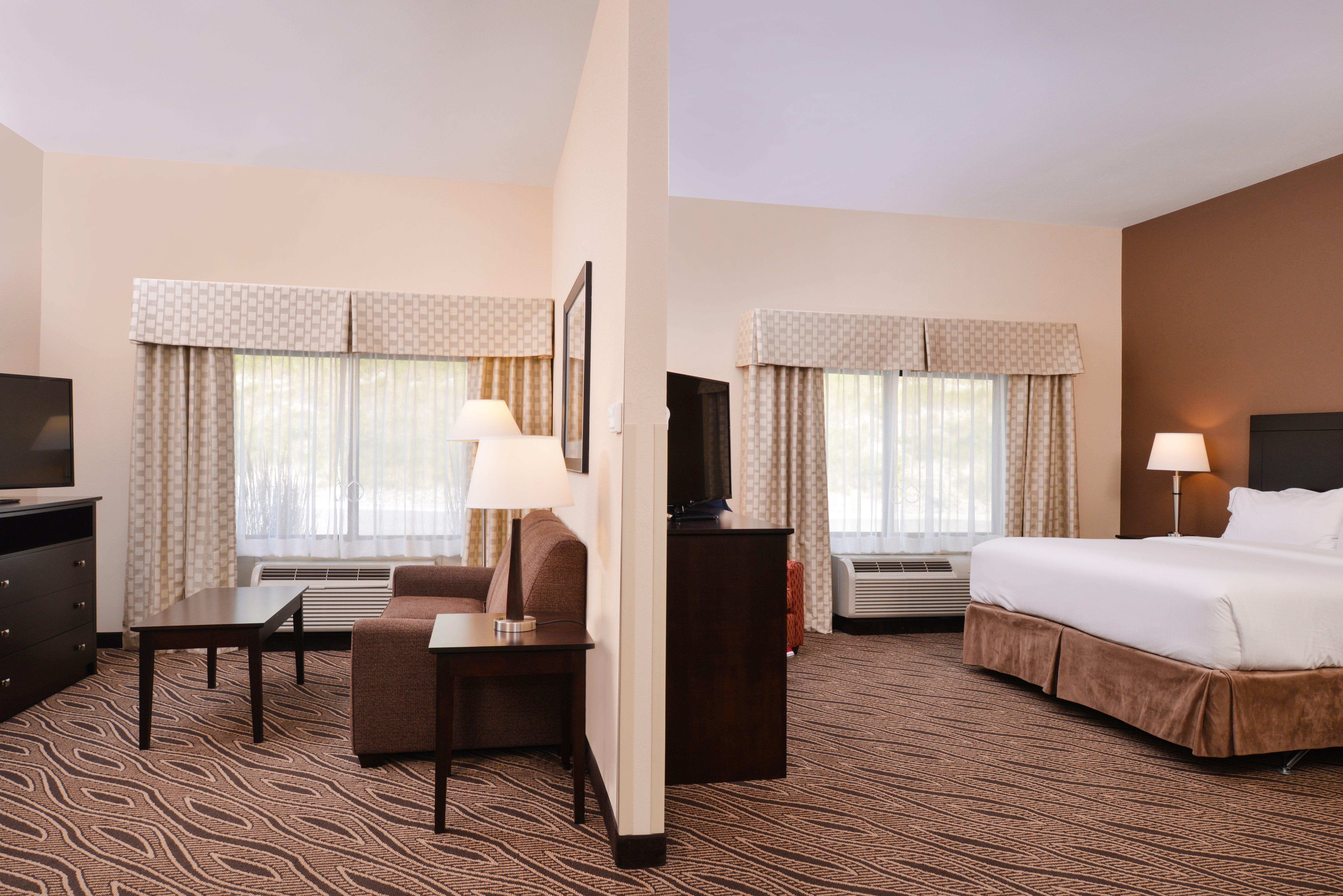 Holiday Inn Express & Suites Washington - Meadow Lands By Ihg Εξωτερικό φωτογραφία